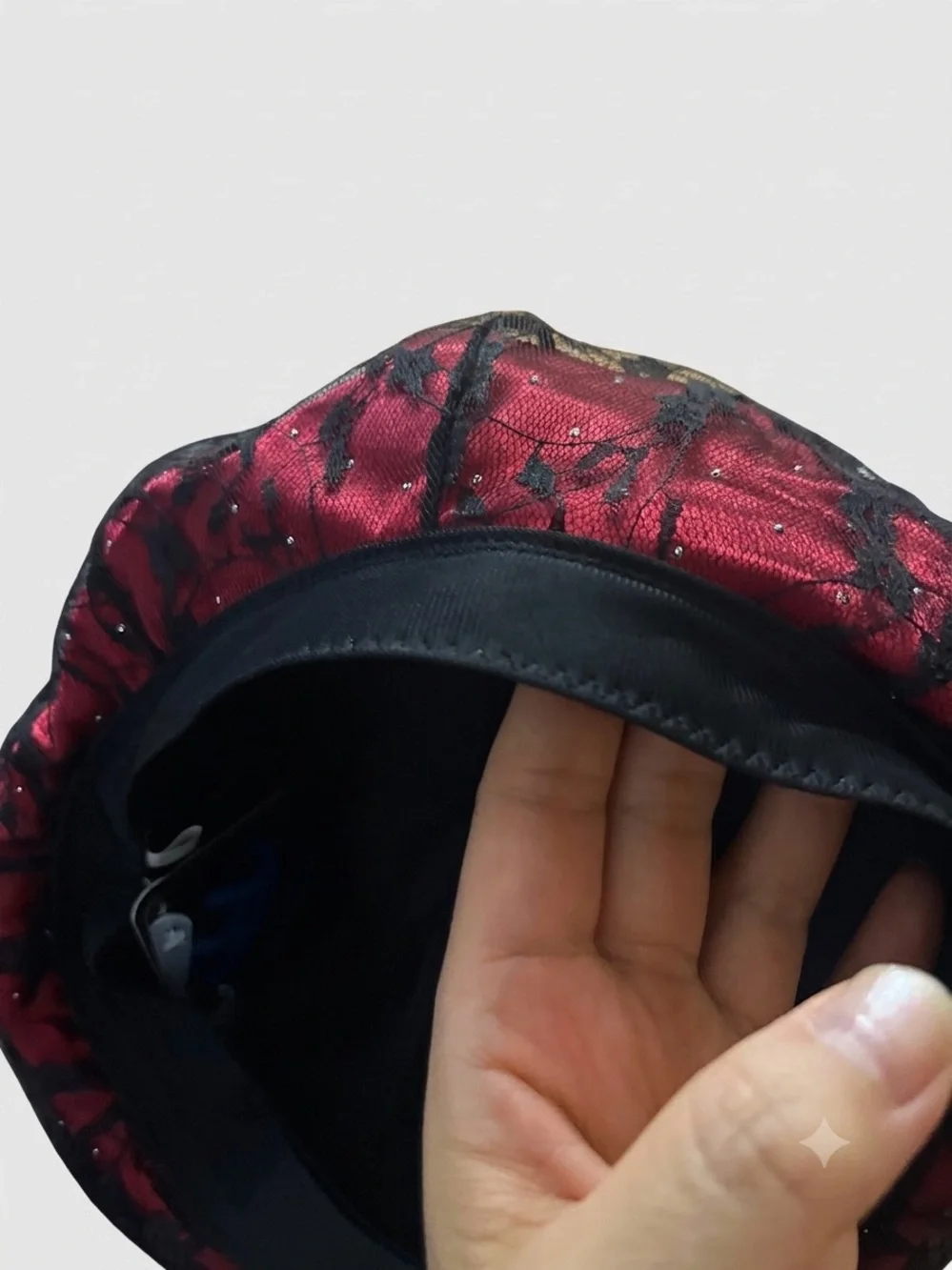 Red Lace-Overlay Beret - Women's Fashion Hat
